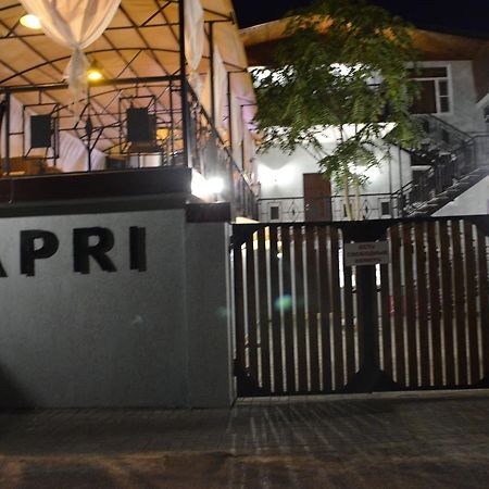 Hotel Capri Σουχούμι Εξωτερικό φωτογραφία