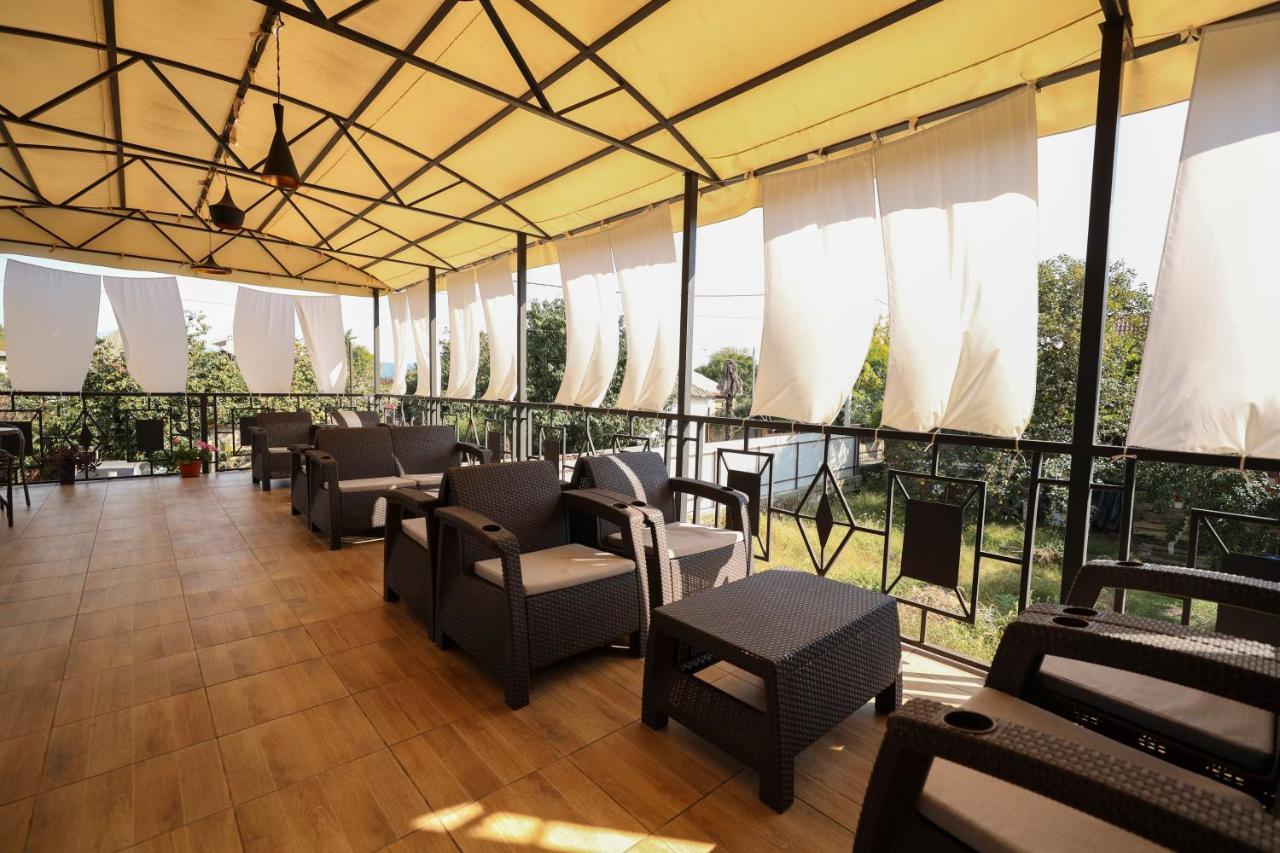 Hotel Capri Σουχούμι Εξωτερικό φωτογραφία