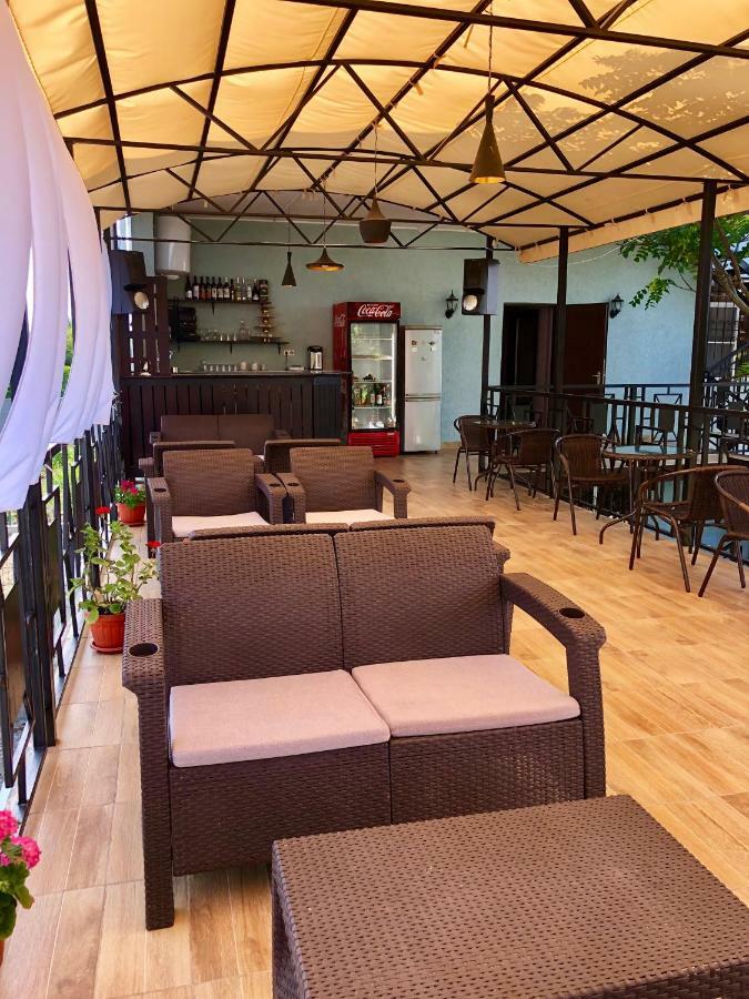 Hotel Capri Σουχούμι Εξωτερικό φωτογραφία