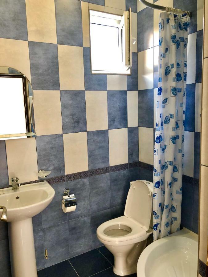 Hotel Capri Σουχούμι Εξωτερικό φωτογραφία